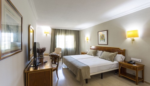 Double Room Single Use (Parking)