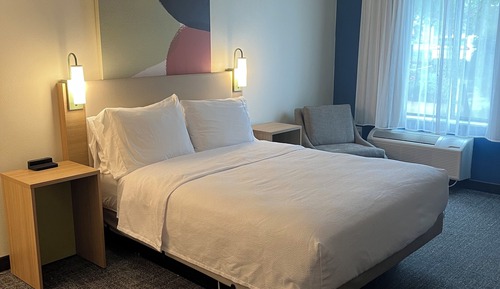 Room, 1 Queen Bed, Accessible (Mobility & Hearing)