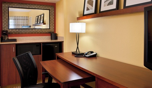 Room, 2 Queen Beds (Hearing Accessible)