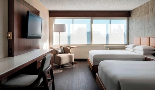Room, 2 Double Beds (Mobility/Hearing Access, Roll-In Shwr)
