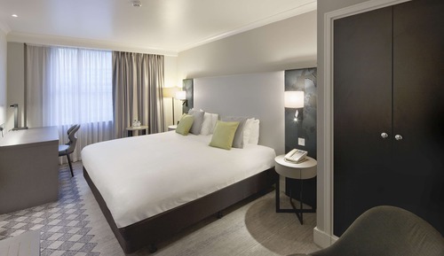 Studio, 1 Queen Bed, Terrace