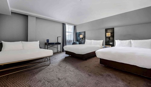 Deluxe Room, Multiple Beds