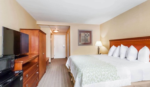 Executive Room, 1 King Bed, Non Smoking (Executive)