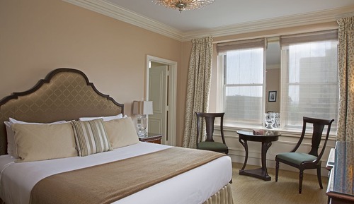 Superior Room, 1 King Bed, City View