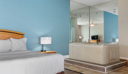 2 Bedroom Suite City View
