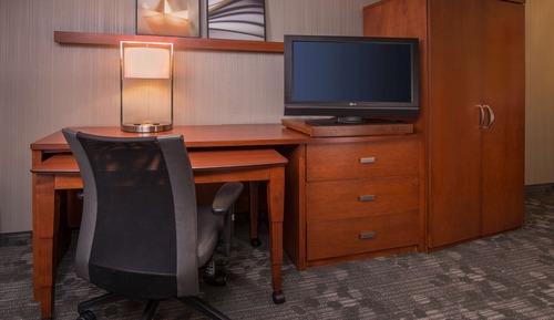Room, 2 Queen Beds, Accessible (Hearing)