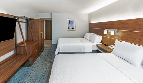 Standard Room, 2 Queen Beds (Extra Floor Space)