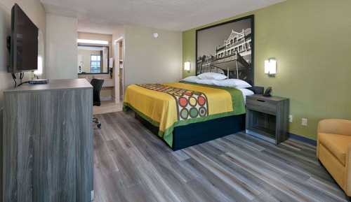 Room, 1 King Bed, Accessible, Non Smoking (Mobility)