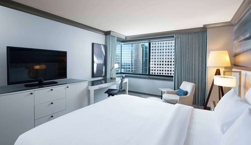 Room, 1 King Bed, City View, Corner