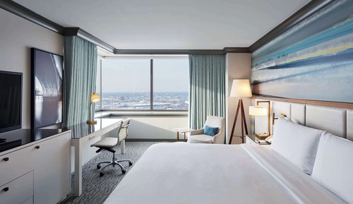Room, 1 King Bed, Corner