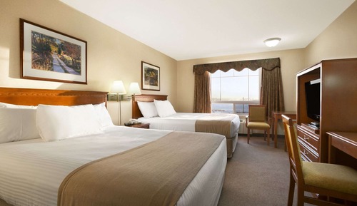 Standard Room, 2 Queen Beds- Pet Friendly