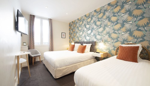 Triple Room