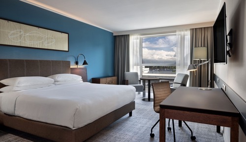 Deluxe Room, 1 King Bed