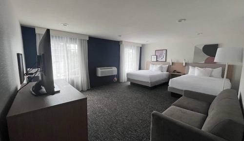 Room, Multiple Beds