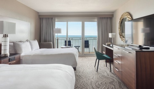Room, 2 Queen Beds, Balcony, Oceanfront