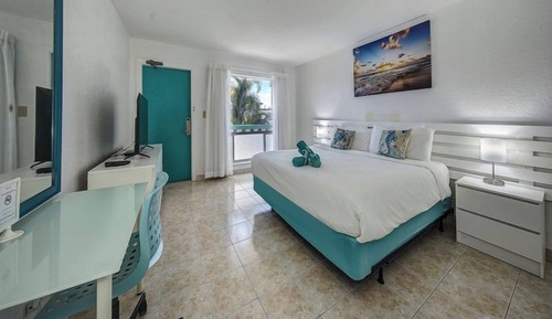 Standard King Room