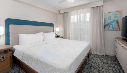 King Bedroom Suite, Non Smoking