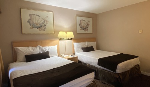Efficiency, Room, 2 Double Beds, Non Smoking