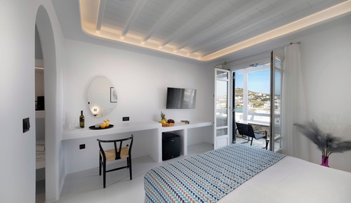 Double or Twin Room, Partial Sea View