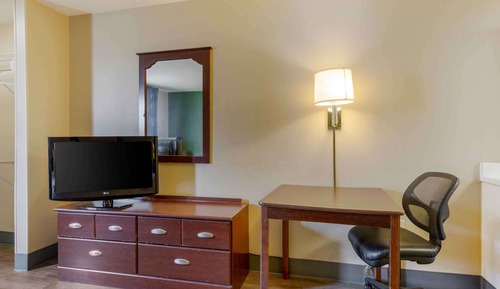 Studio, 1 Queen Bed, Non Smoking
