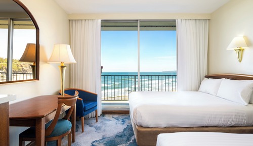 Queen and Single Ocean View