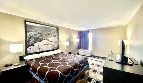 Room, 1 King Bed, Accessible, Non Smoking (Mobility)