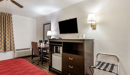 Standard Room, 1 King Bed, Non Smoking