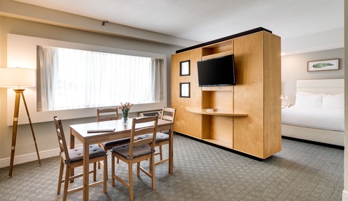 Studio, 1 King Bed, Kitchenette