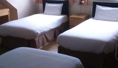 Classic Triple Room