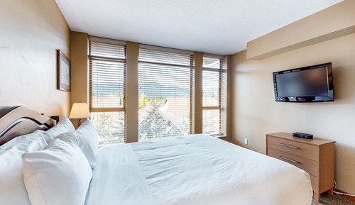 Condo, 2 Bedrooms