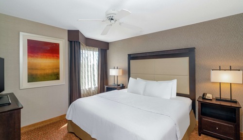 Suite, 2 Bedrooms, Non Smoking, Fireplace