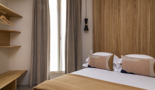 Triple room (1 double bed or 2 twin beds - subject to availability + 1 single bed)