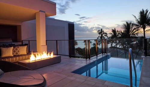 3 Bedroom Ilikai Penthouse, Ocean View (2 Kings and 2 Queens)