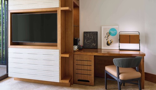 2 Queen Beds Ocean View