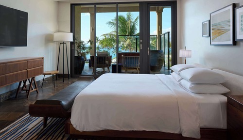 3 Bedroom Villa, Full Ocean View (2 King and 2 Queen Bed)