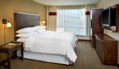 Room, 2 Double Beds (Hearing Accessible)