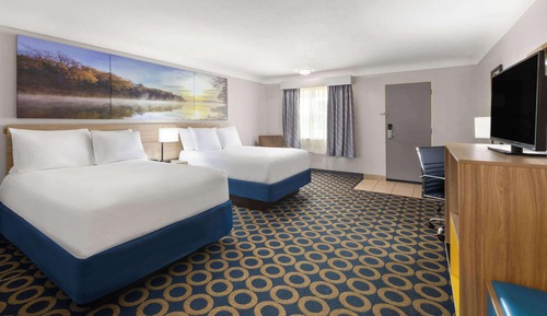 Room, 2 Queen Beds, Non Smoking