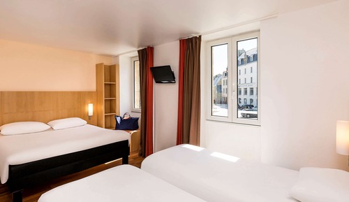 Standard Room, Multiple Beds (VIP)