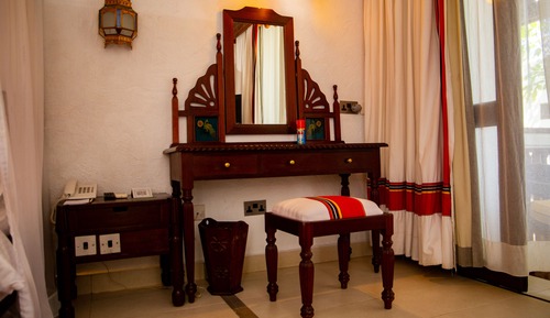 Executive Studio Suite, Terrace, Garden View