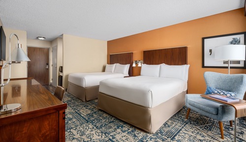 Deluxe Room, 2 Queen Beds (Mobility Accessible, Roll-in Shower)