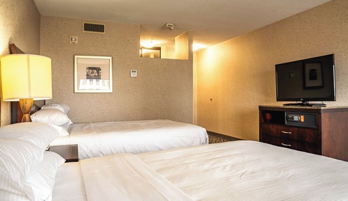 Room, 2 Double Beds, Accessible, Non Smoking (Roll-in Shower)