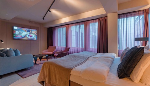 Room (Grande King Sauna)