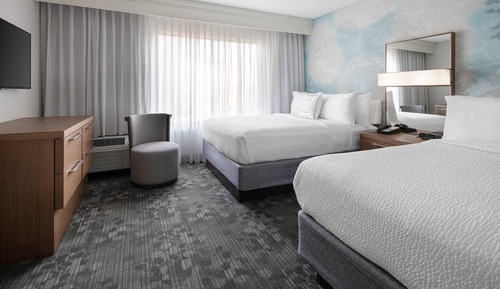 Room, 2 Queen Beds, Non Smoking