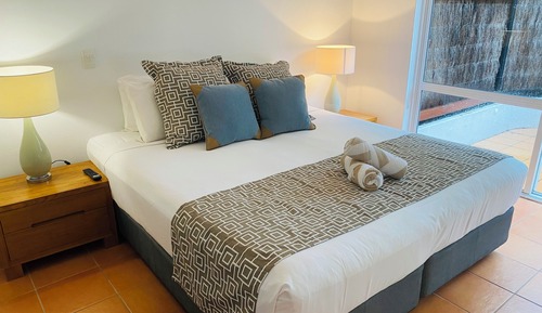 1 Bedroom Beachview