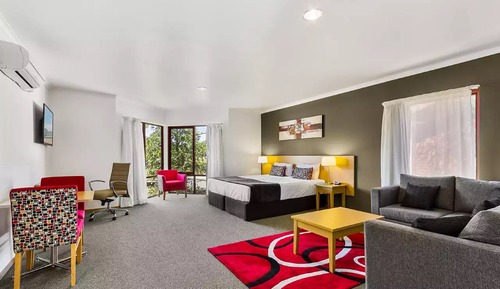 Superior Room, 1 King Bed