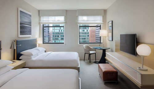 Room, 2 Queen Beds, Accessible, Bathtub