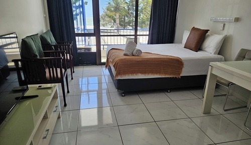Queen Room with Ocean View