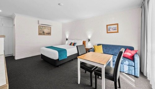 Standard Room, 1 Queen Bed, Non Smoking