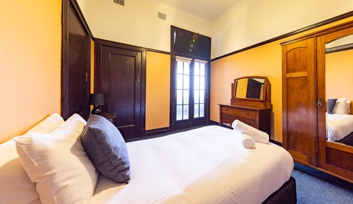 Single Room with Shared Bathroom