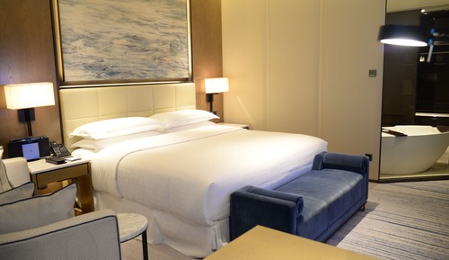 Room, 1 King Bed, Non Smoking, City View